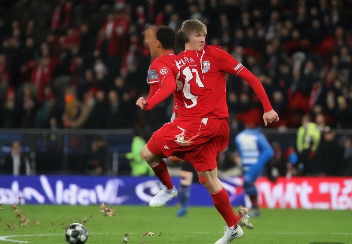 巴黎圣日耳曼VS利物浦：欧冠巅峰对决深度解析(图3)